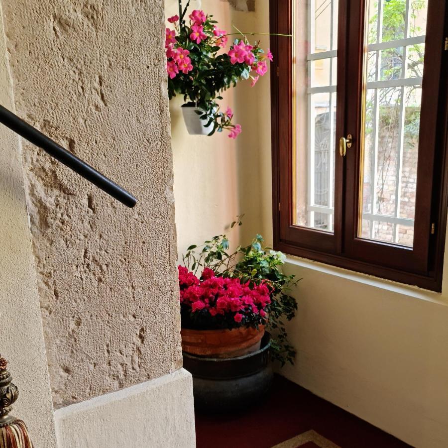 Friendly Venice Suites Ngoại thất bức ảnh