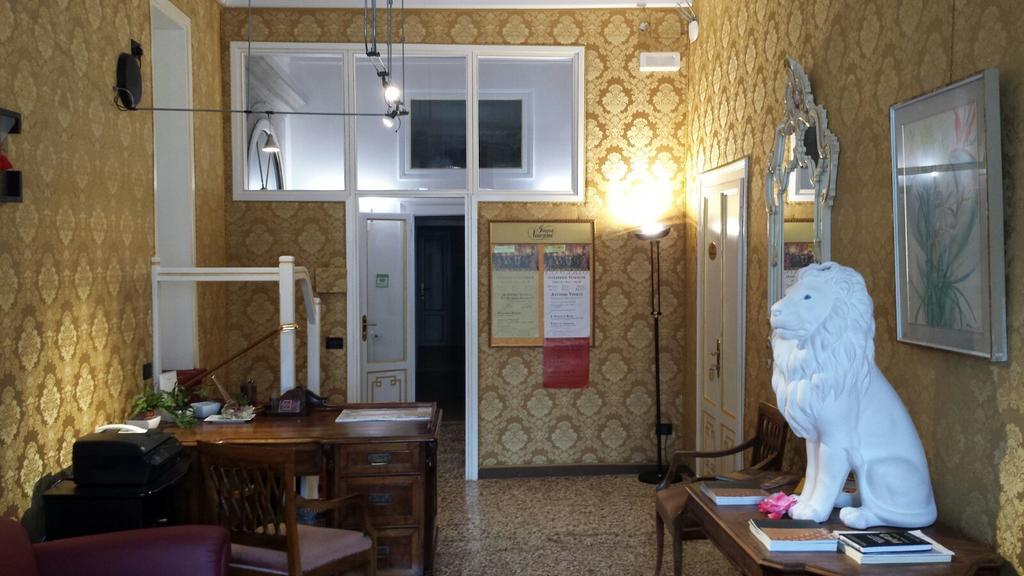 Friendly Venice Suites Ngoại thất bức ảnh