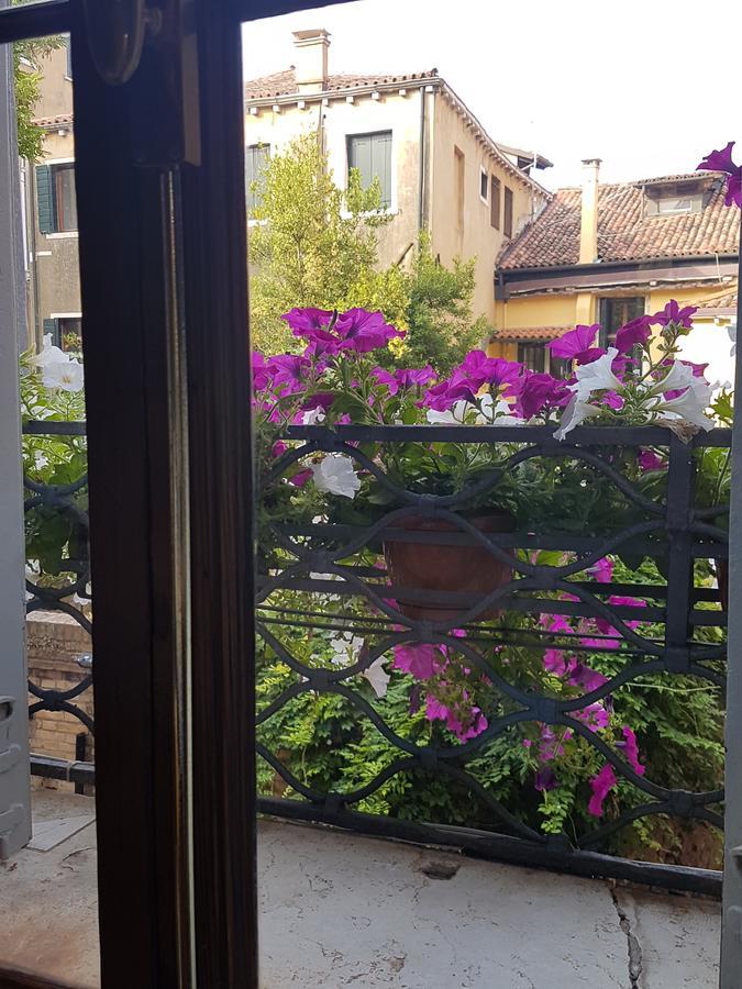 Friendly Venice Suites Ngoại thất bức ảnh