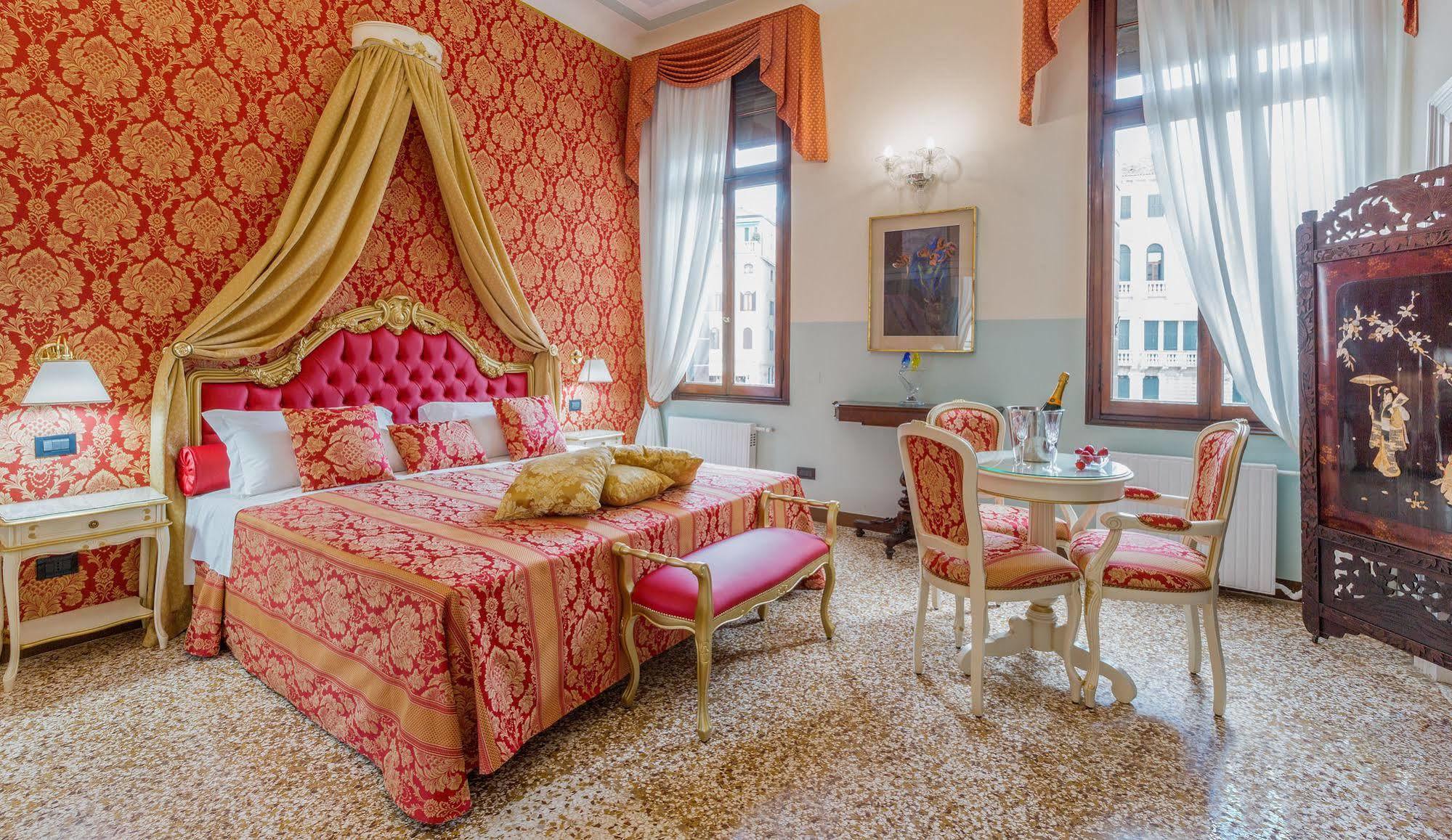 Friendly Venice Suites Ngoại thất bức ảnh