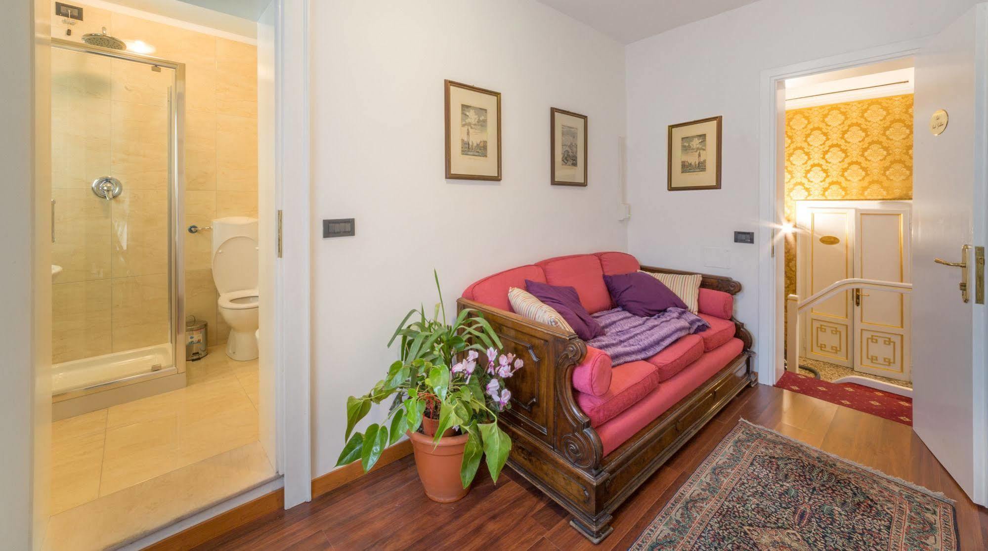 Friendly Venice Suites Ngoại thất bức ảnh