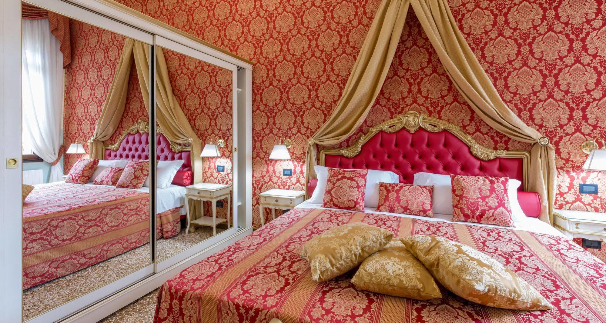 Friendly Venice Suites Ngoại thất bức ảnh