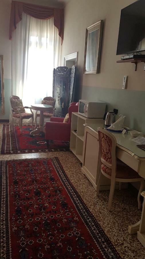 Friendly Venice Suites Ngoại thất bức ảnh